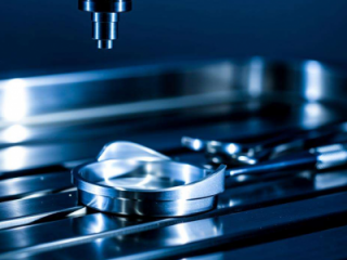 小批量CNC加工Peek颅颌面接骨板