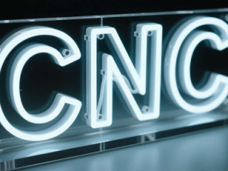 小批量CNC加工亚克力发光字