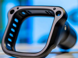 小批量CNC加工聚碳酸酯充电桩外壳