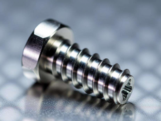 小批量CNC加工Peek牙科基台螺丝