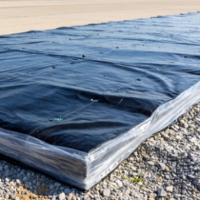 机场跑道土工膜如何选择与应用