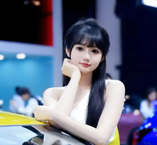 美女小熊-车模小熊详细资料