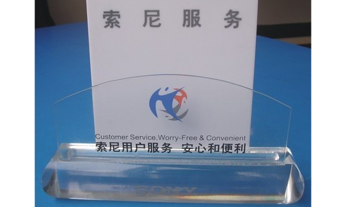 小批量CNC加工亚克力展示牌