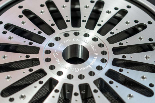 半导体设备蚀刻机气体分配盘CNC加工